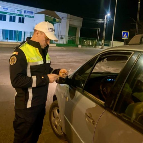 Poliția din Moinesti prinde un șofer băut cu permisul suspendat