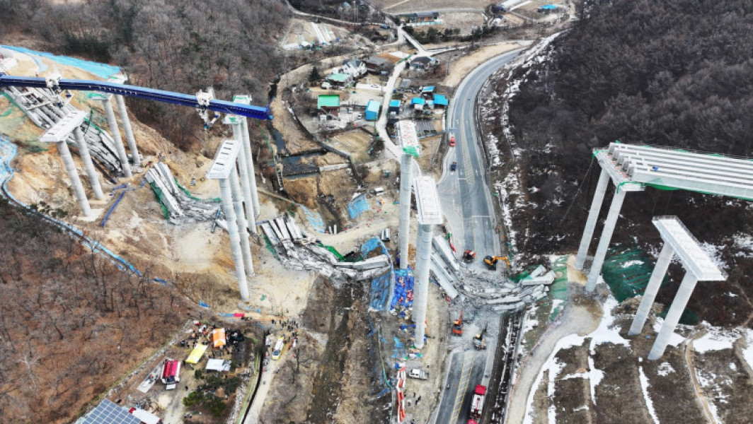 Pod în construcție s-a prăbușit în Coreea de Sud, bilanț tragic