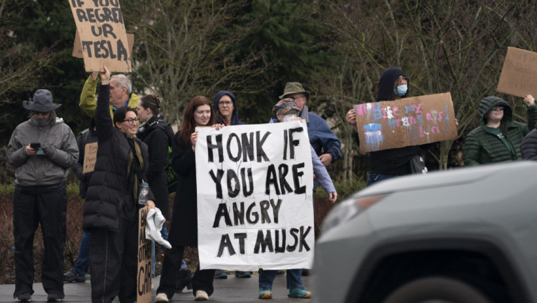 Peste 20 de angajați demisionează din Departamentul pentru Eficiența Guvernamentală al lui Musk