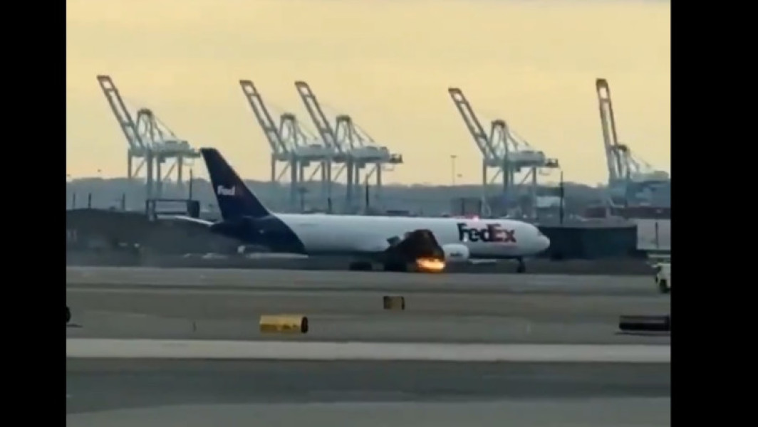 Aterizare de urgență a unui avion cargo FedEx în New Jersey