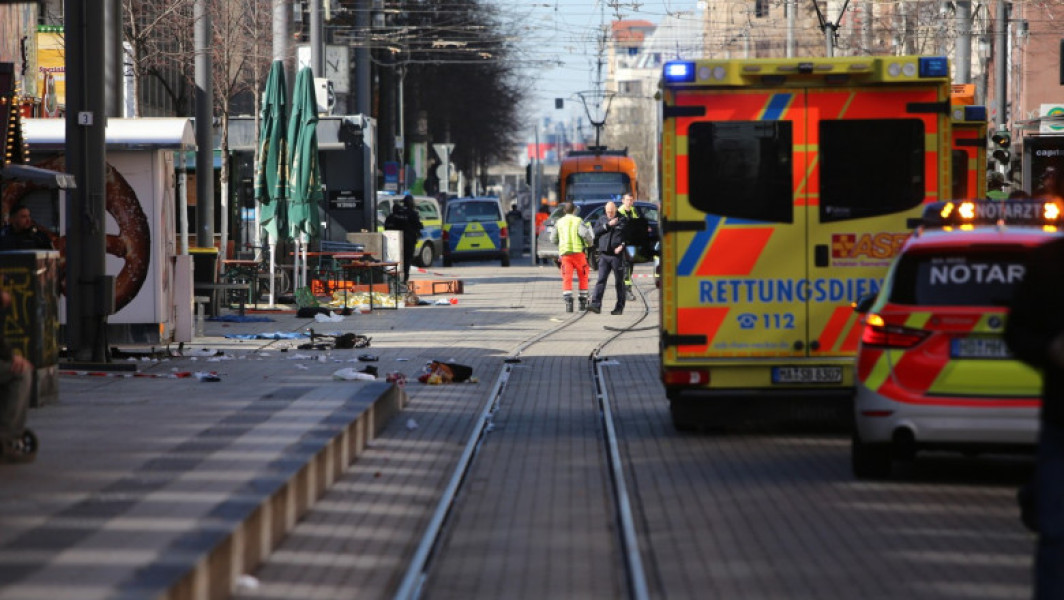 Incident grav în Mannheim: un autoturism intră într-o mulțime