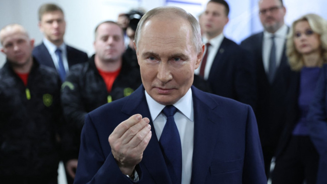 Vladimir Putin subliniază importanța creșterii exporturilor de arme