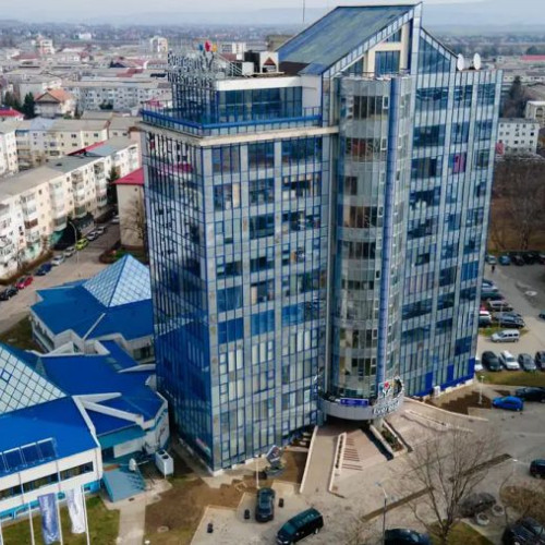 Noul sediu al Primăriei Bacău generează cheltuieli exorbitante pentru bugetul local