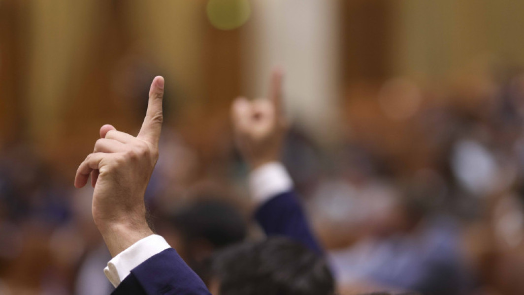 Un deputat PSD a semnat una dintre moțiunile AUR. Cum explică PSD: E dreptul fiecăruia să facă ce vrea. Vine de la alt partid