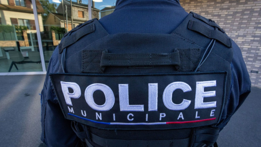 Un tânăr minor, acuzat de planuri jihadiste, pus sub acuzare în Sarthe
