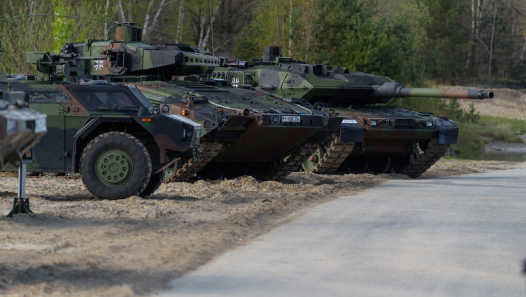 Ucraina accelerează producția militară proprie în contextul reducerii ajutorului occidental
