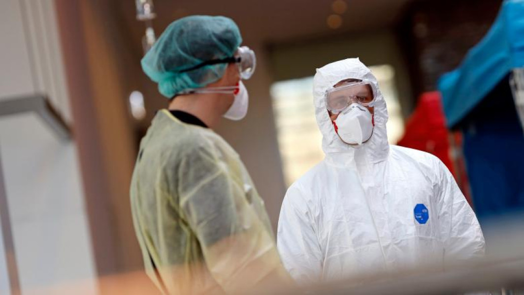 Medici suspendați în Bacău după conferința conspirativă din Brașov